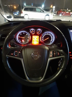 Opel Insignia 2.0 CDTI 4x4, снимка 8