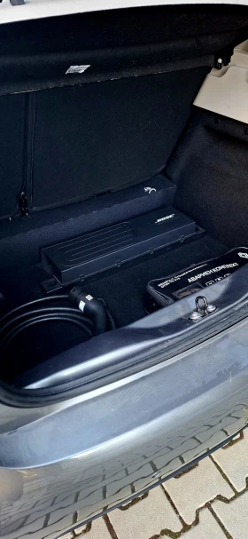 Renault Zoe E-Tech Iconic 52kWh CCS - 19800 € / 38725.43 лв. - 11404128 12