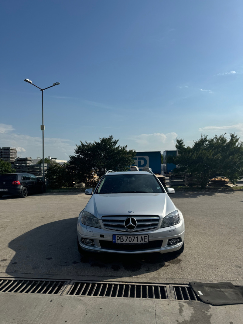 Mercedes-Benz C 220, снимка 1 - Автомобили и джипове - 46437594