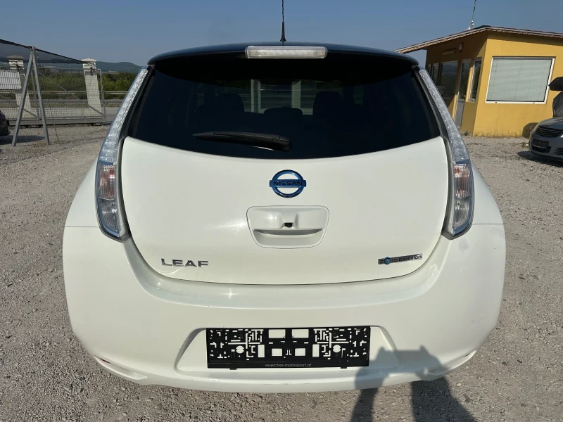 Nissan Leaf  30kwh Електрически 42000км сервизни документи , снимка 6 - Автомобили и джипове - 46919832