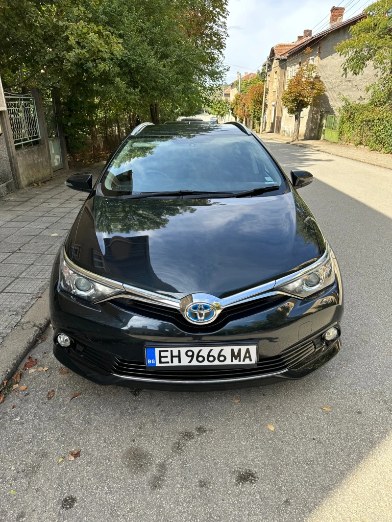 Toyota Auris, снимка 1 - Автомобили и джипове - 47246736