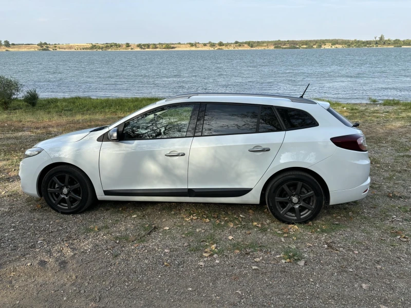 Renault Megane GT Line, снимка 4 - Автомобили и джипове - 47427349