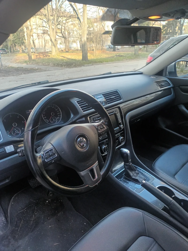 VW Passat, снимка 7 - Автомобили и джипове - 47513062