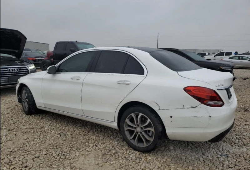 Mercedes-Benz C 300, снимка 5 - Автомобили и джипове - 49104959