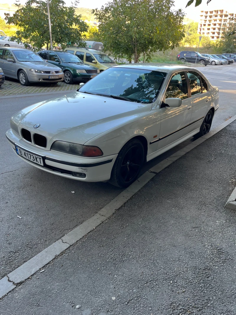 BMW 525 TDS, снимка 1 - Автомобили и джипове - 49349067