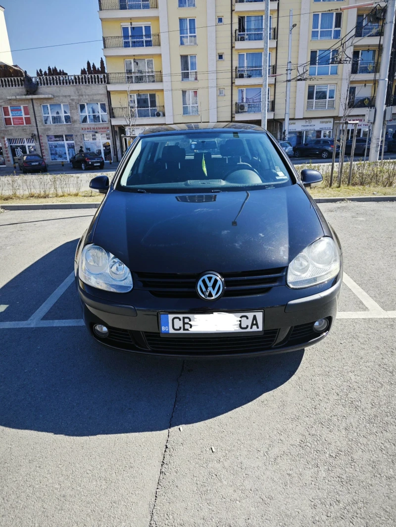 VW Golf, снимка 1 - Автомобили и джипове - 49442650