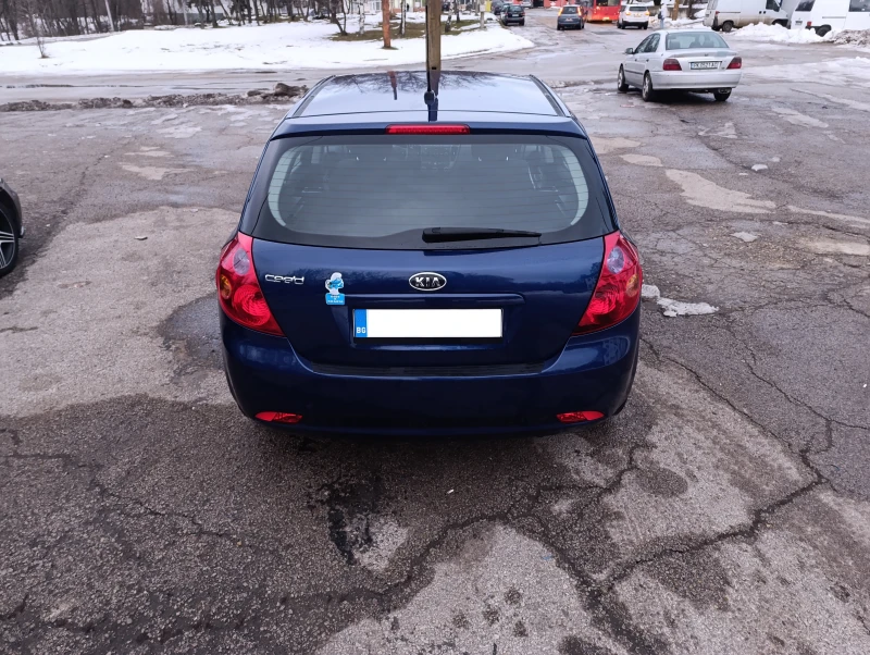 Kia Ceed 1.4, снимка 6 - Автомобили и джипове - 49471312