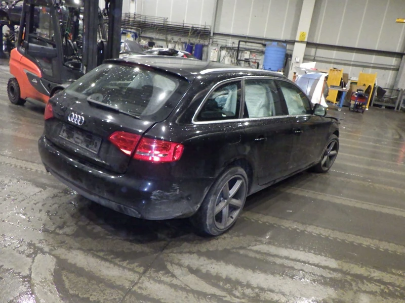 Audi A4 2.0tdi 8v, снимка 6 - Автомобили и джипове - 49999258