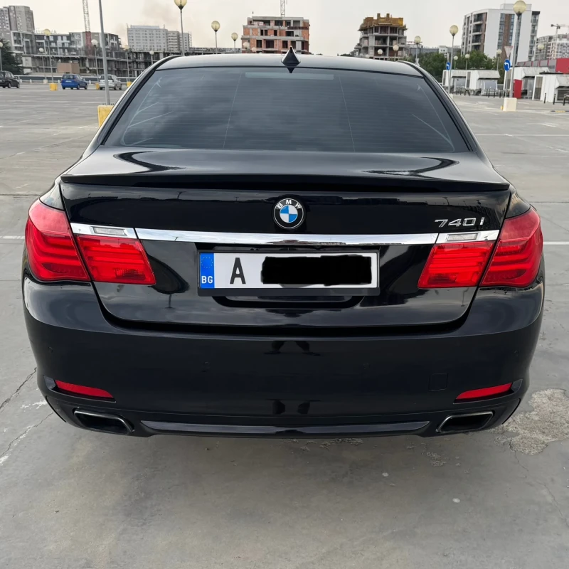 BMW 740, снимка 2 - Автомобили и джипове - 52738367