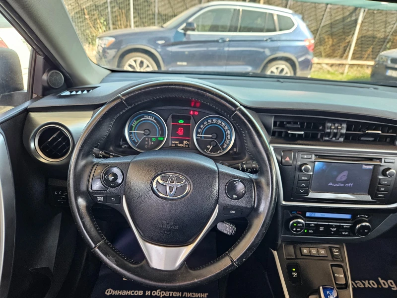 Toyota Auris Avtomat /hibrid, снимка 14 - Автомобили и джипове - 51382627