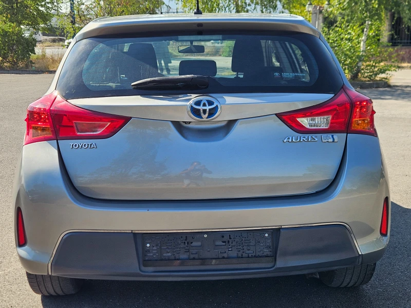 Toyota Auris Avtomat /hibrid, снимка 5 - Автомобили и джипове - 51382627