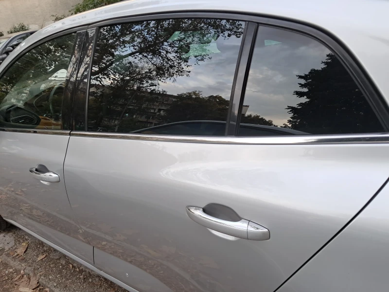 Renault Megane Автоматик Спешно!, снимка 6 - Автомобили и джипове - 51597085