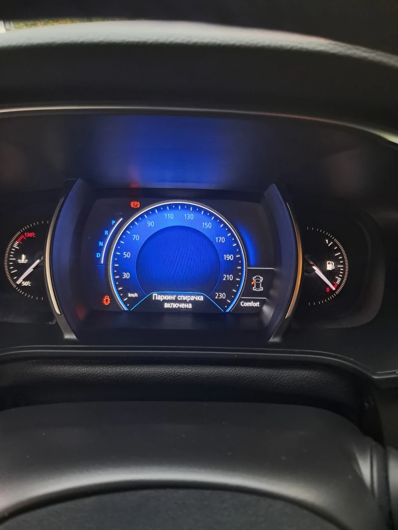 Renault Megane Автоматик Спешно!, снимка 8 - Автомобили и джипове - 51597085