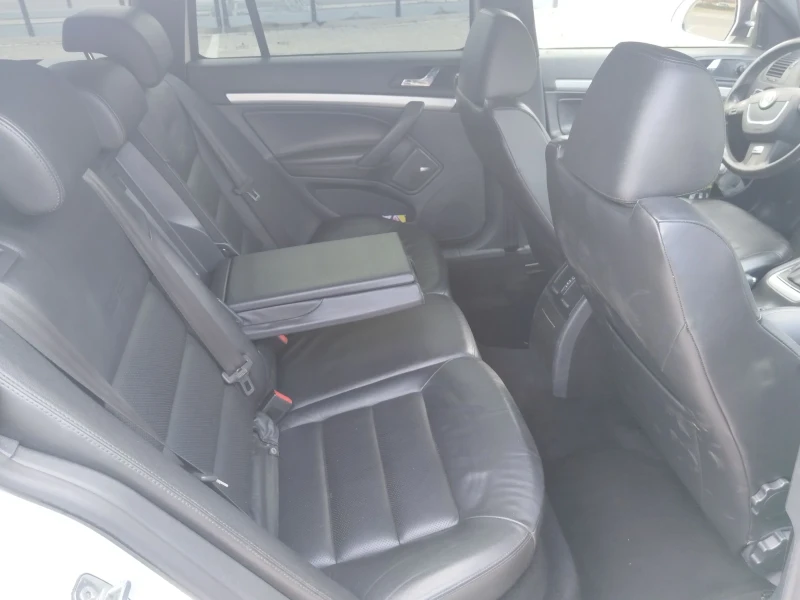 Skoda Octavia VRS / DSG, снимка 8 - Автомобили и джипове - 53095690