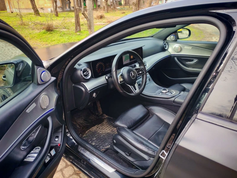 Mercedes-Benz E 220 Digital cockpit, 9g tronic, снимка 5 - Автомобили и джипове - 53415289