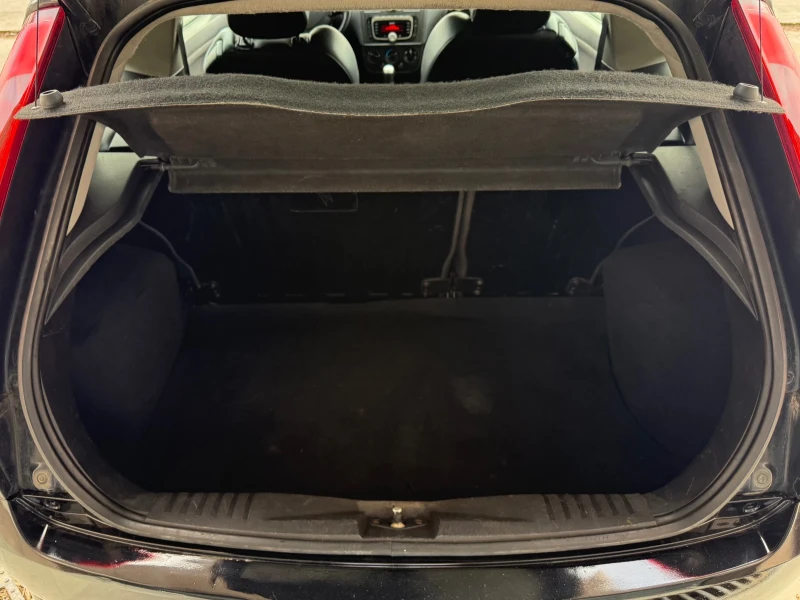 Ford Fiesta Ford Fiesta Sport Edition 1.6 бензин 101 коня , снимка 11 - Автомобили и джипове - 53519813