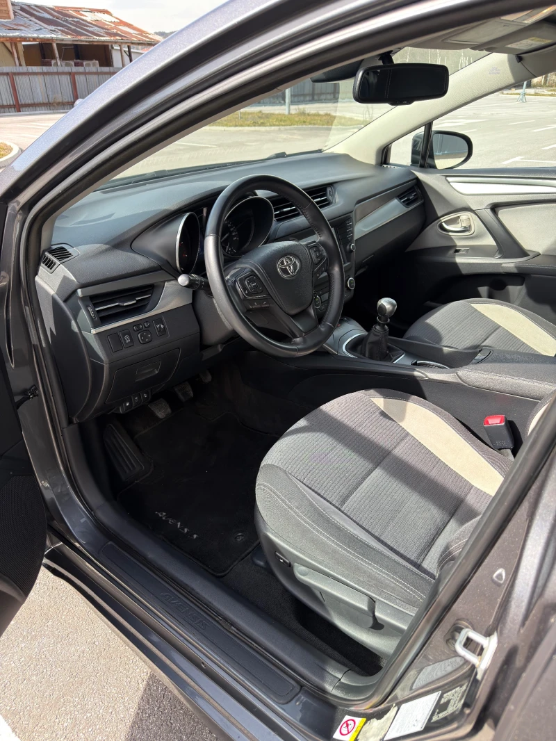 Toyota Avensis Executive 2.0 D-4D, снимка 4 - Автомобили и джипове - 53593282