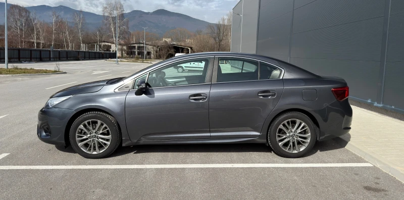 Toyota Avensis Executive 2.0 D-4D, снимка 5 - Автомобили и джипове - 53593282