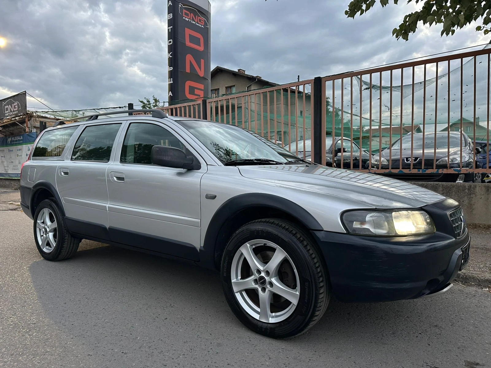 Volvo Xc70 2, 400D5/АВТОМАТИК/EURO4 , снимка 1