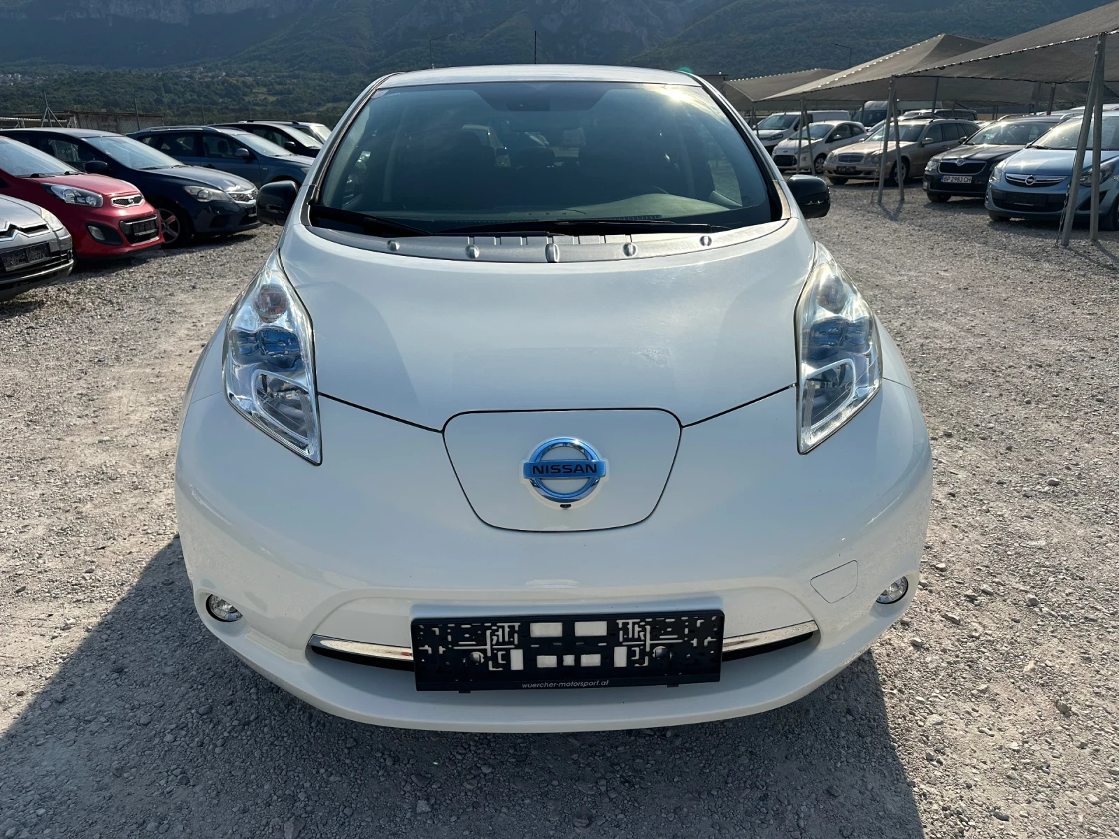 Nissan Leaf  30kwh Електрически 42000км сервизни документи  - изображение 2