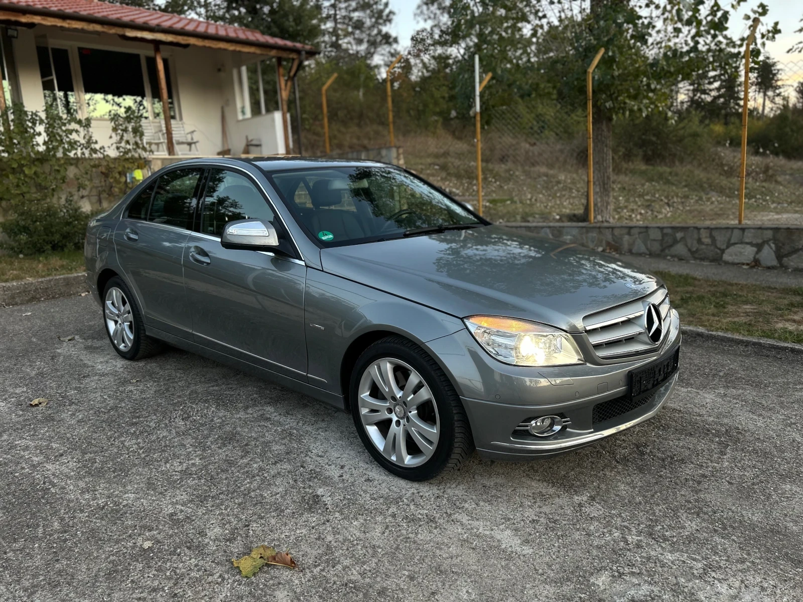 Mercedes-Benz C 320 CDI Avantgarde  - изображение 2