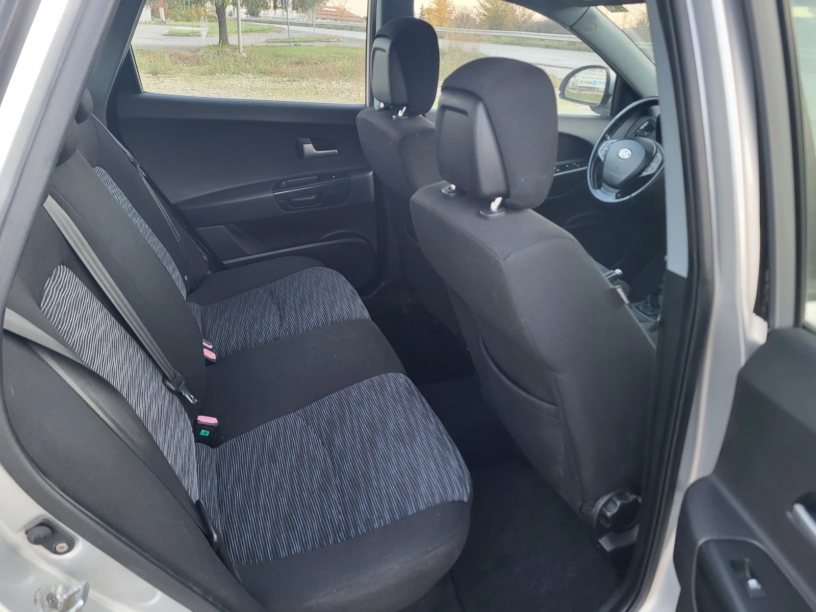 Kia Ceed 1.6CRDi | Mobile.bg   12