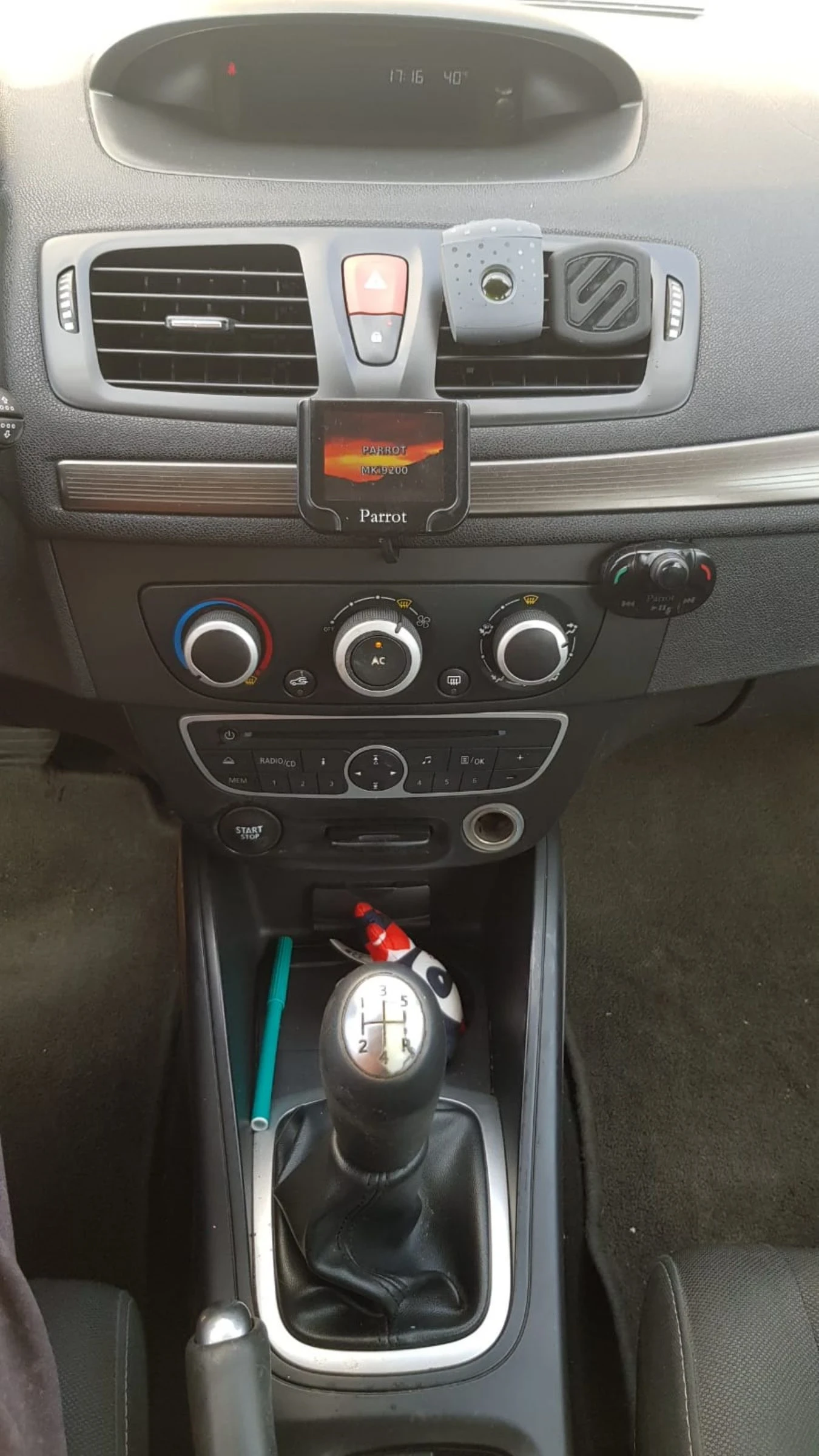 Renault Megane 1.5DCI - изображение 9