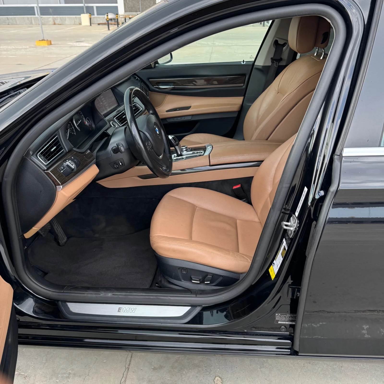 BMW 740  - изображение 7