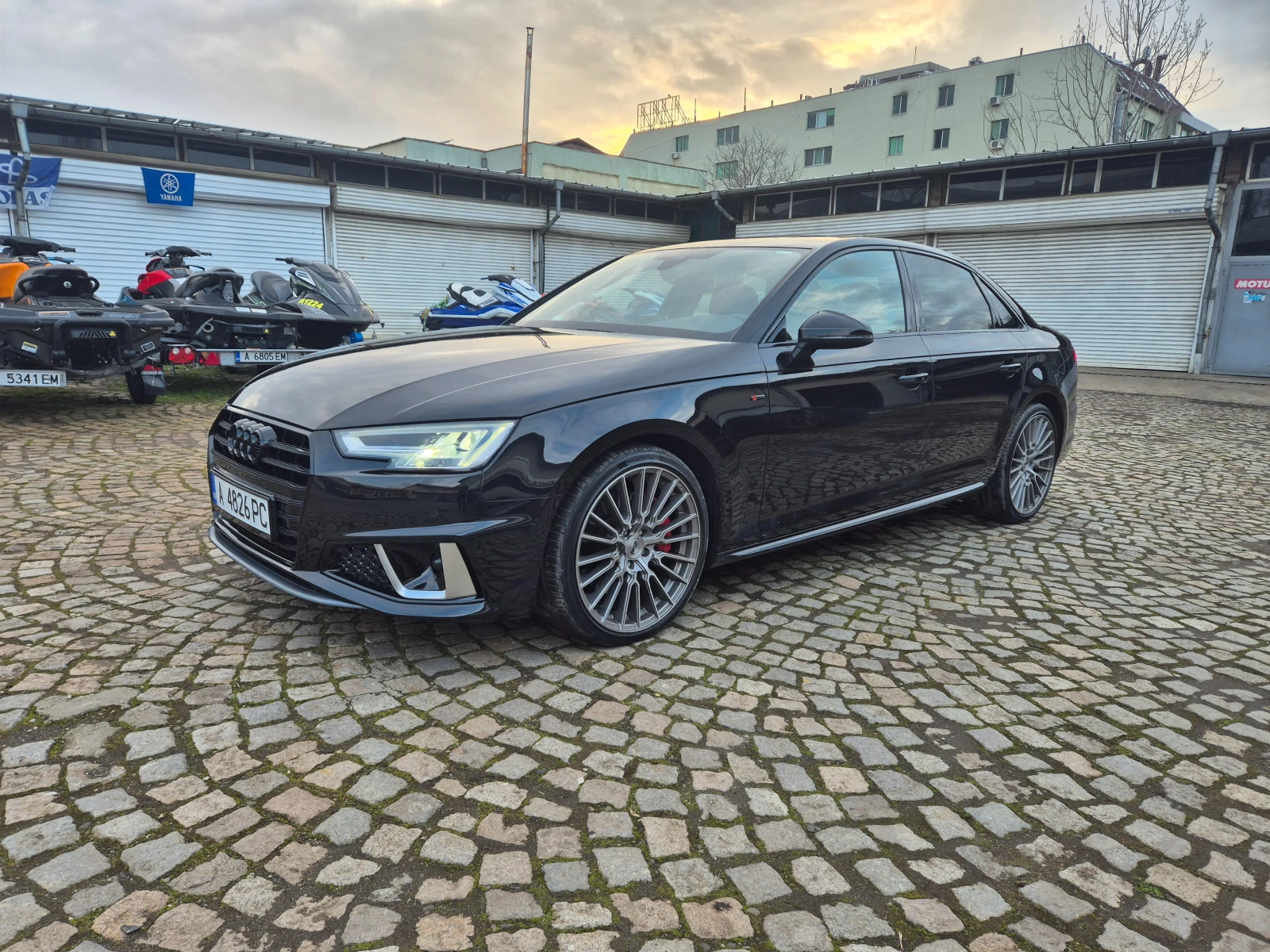 Audi A4 A4 sline - изображение 9