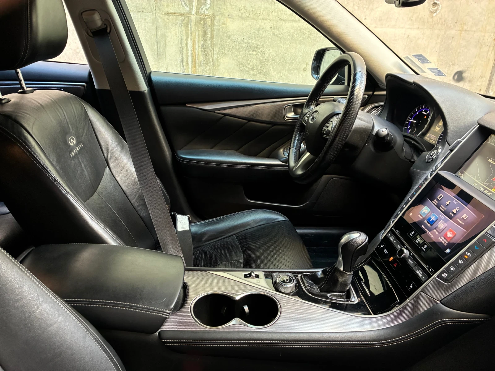 Infiniti Q50, снимка 7 - Автомобили и джипове - 53737075