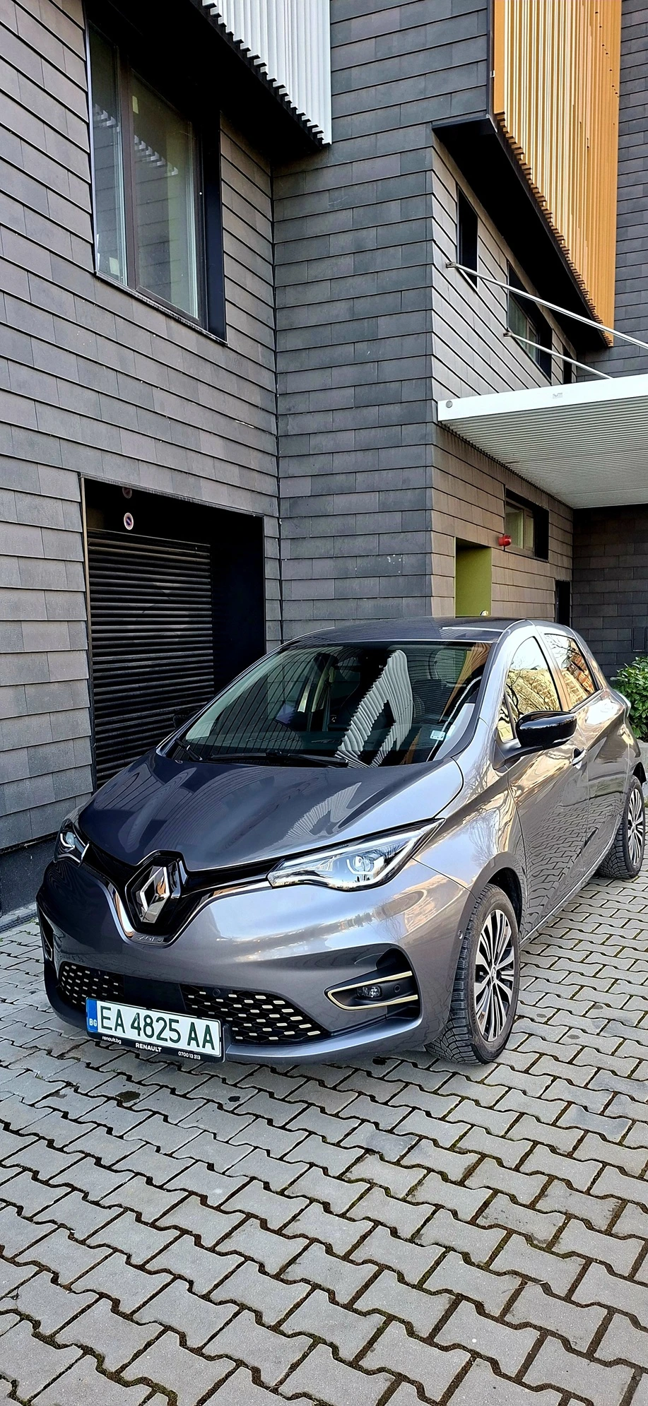 Renault Zoe E-Tech Iconic 52kWh CCS