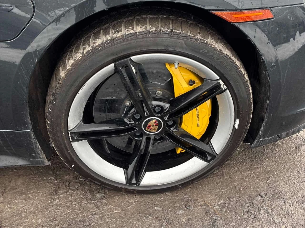 Porsche Taycan TURBO S * ГЛАВНО ПРЕДСТАВИТЕЛСТВО НА PORSCHE* , снимка 6 - Автомобили и джипове - 53964112