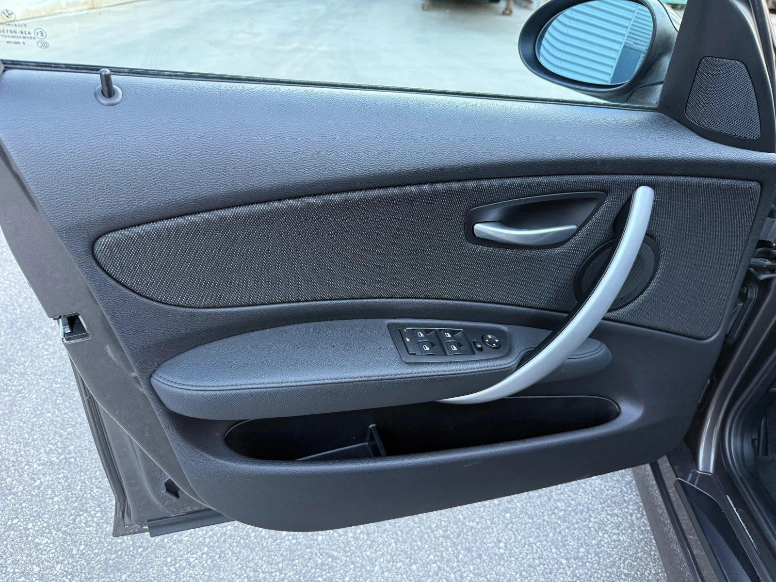 BMW 118 ГЕРМАНИЯ/УНИКАТ, снимка 9 - Автомобили и джипове - 54140021