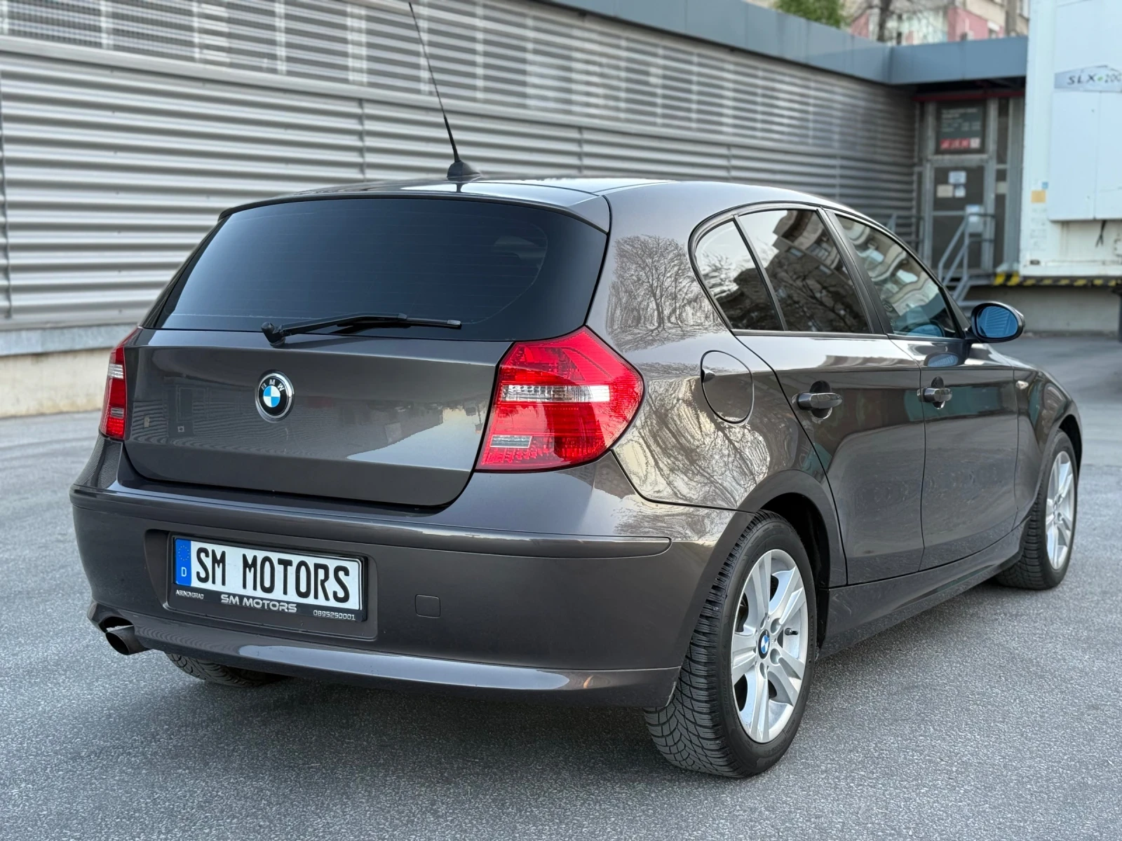 BMW 118 ГЕРМАНИЯ/УНИКАТ, снимка 11 - Автомобили и джипове - 54140021