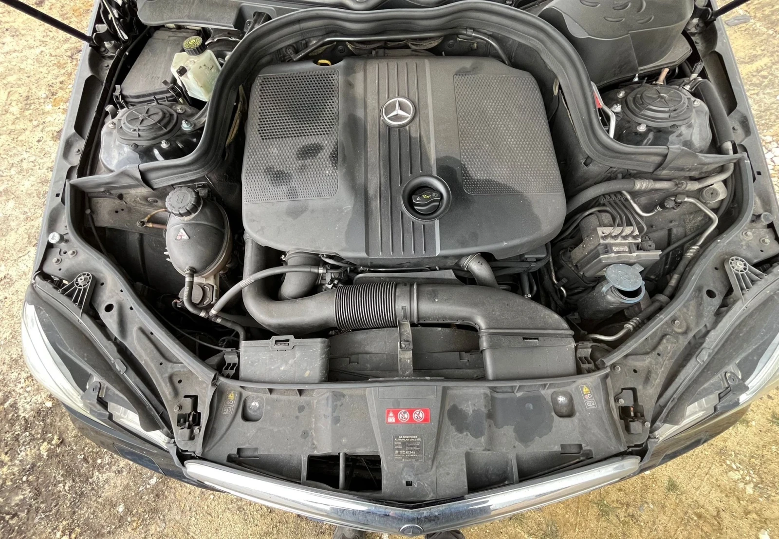 Mercedes-Benz E 250 ом651 кожа, снимка 10 - Автомобили и джипове - 54196569