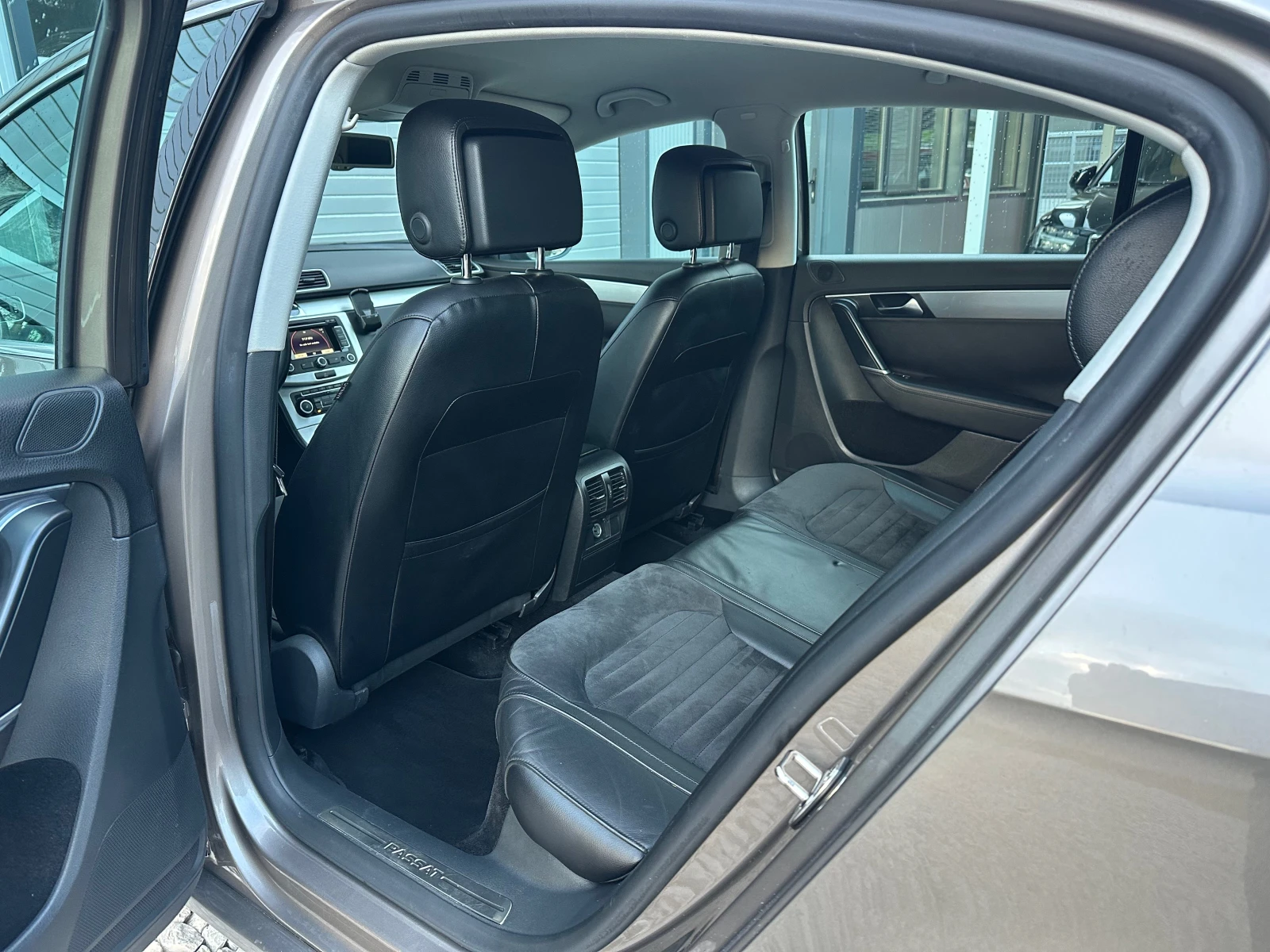 VW Passat 2.0TDI 170�� ����� ������� ���� ������� ���� | Mobile.bg � ����������� 12