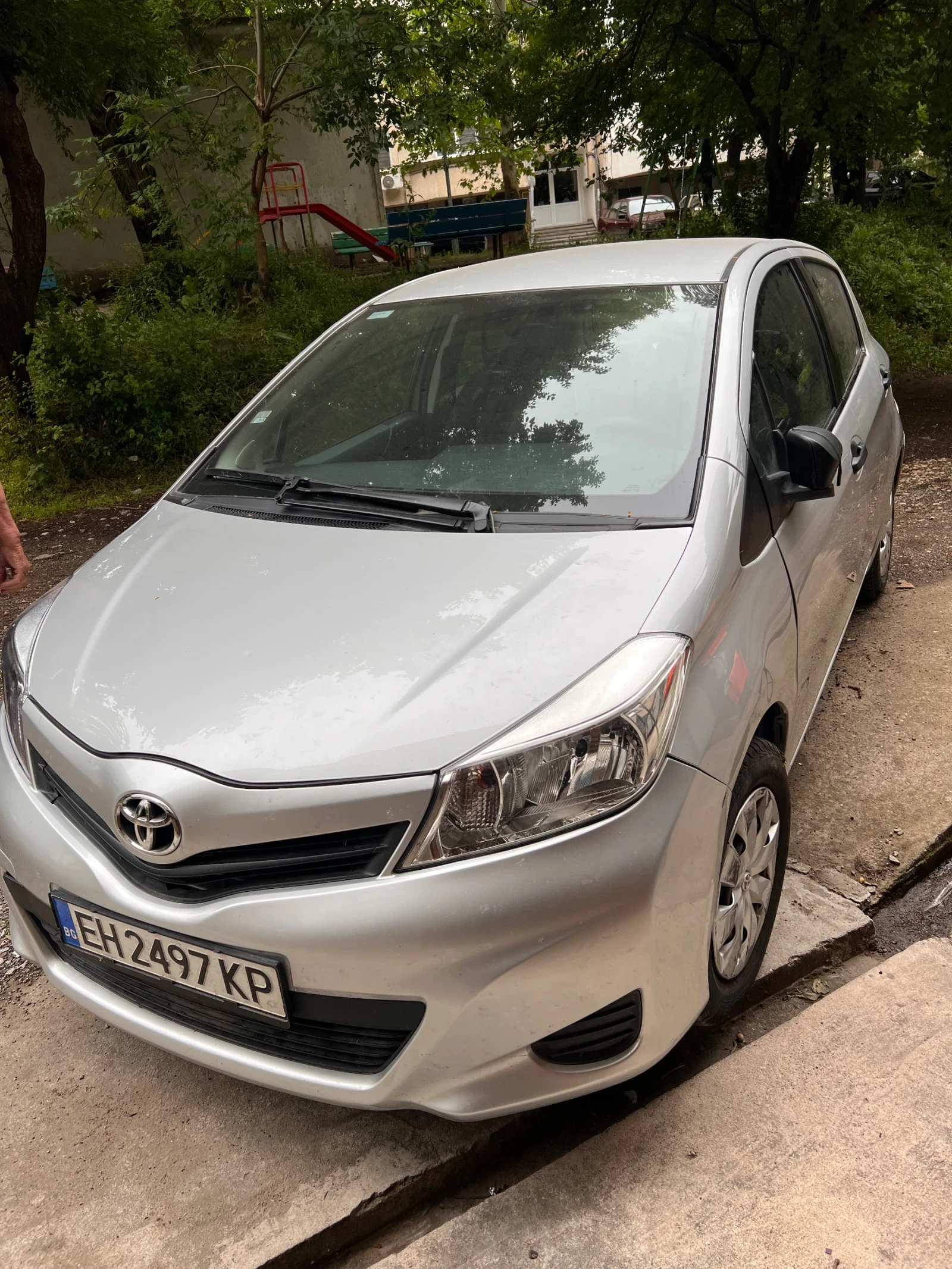 Toyota Yaris, снимка 5 - Автомобили и джипове - 54590862