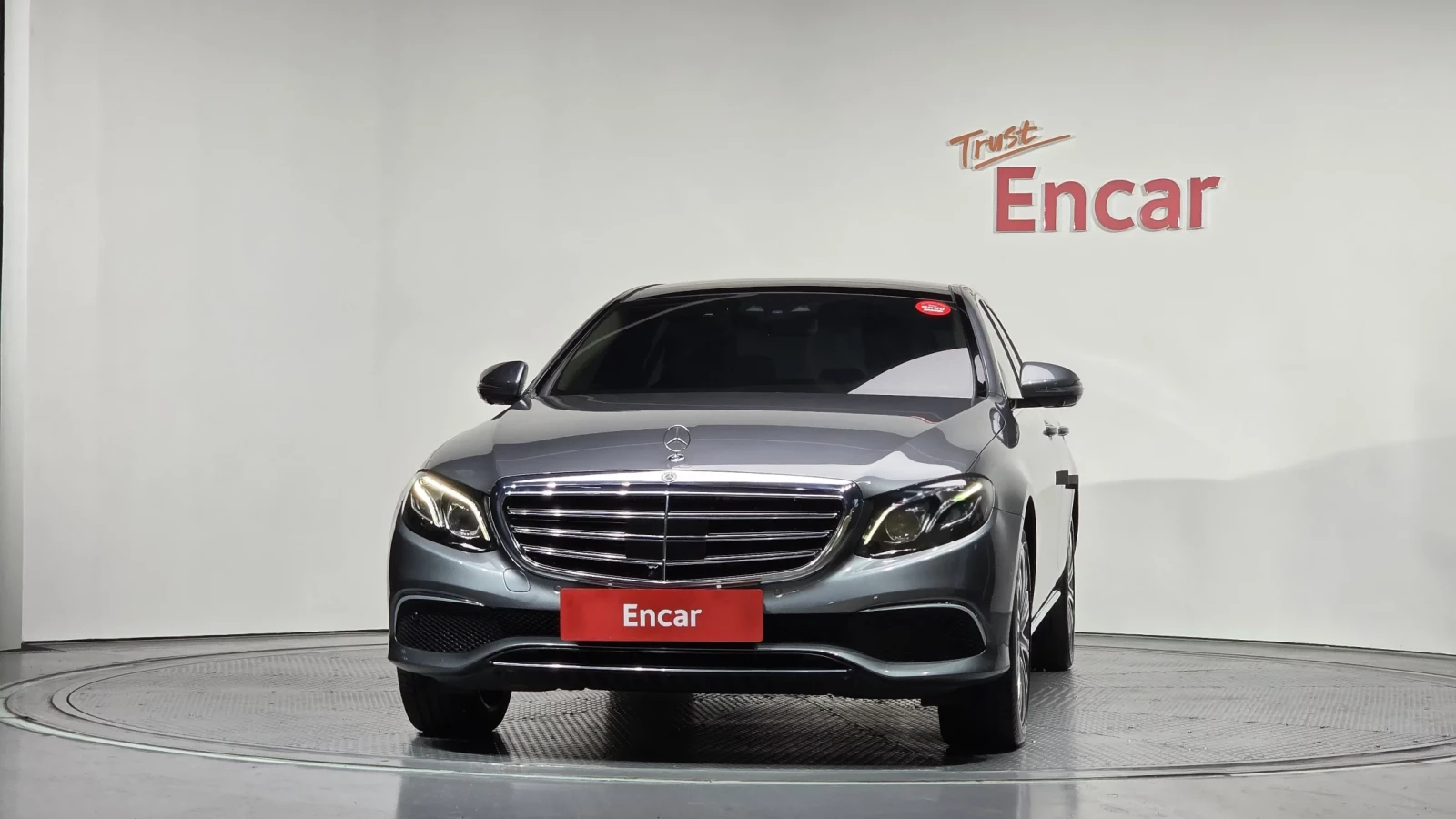 Mercedes-Benz E 450 3.0 4MATIC, Distronic, HeadUP, Обдух, 360-cam, снимка 3 - Автомобили и джипове - 54777173
