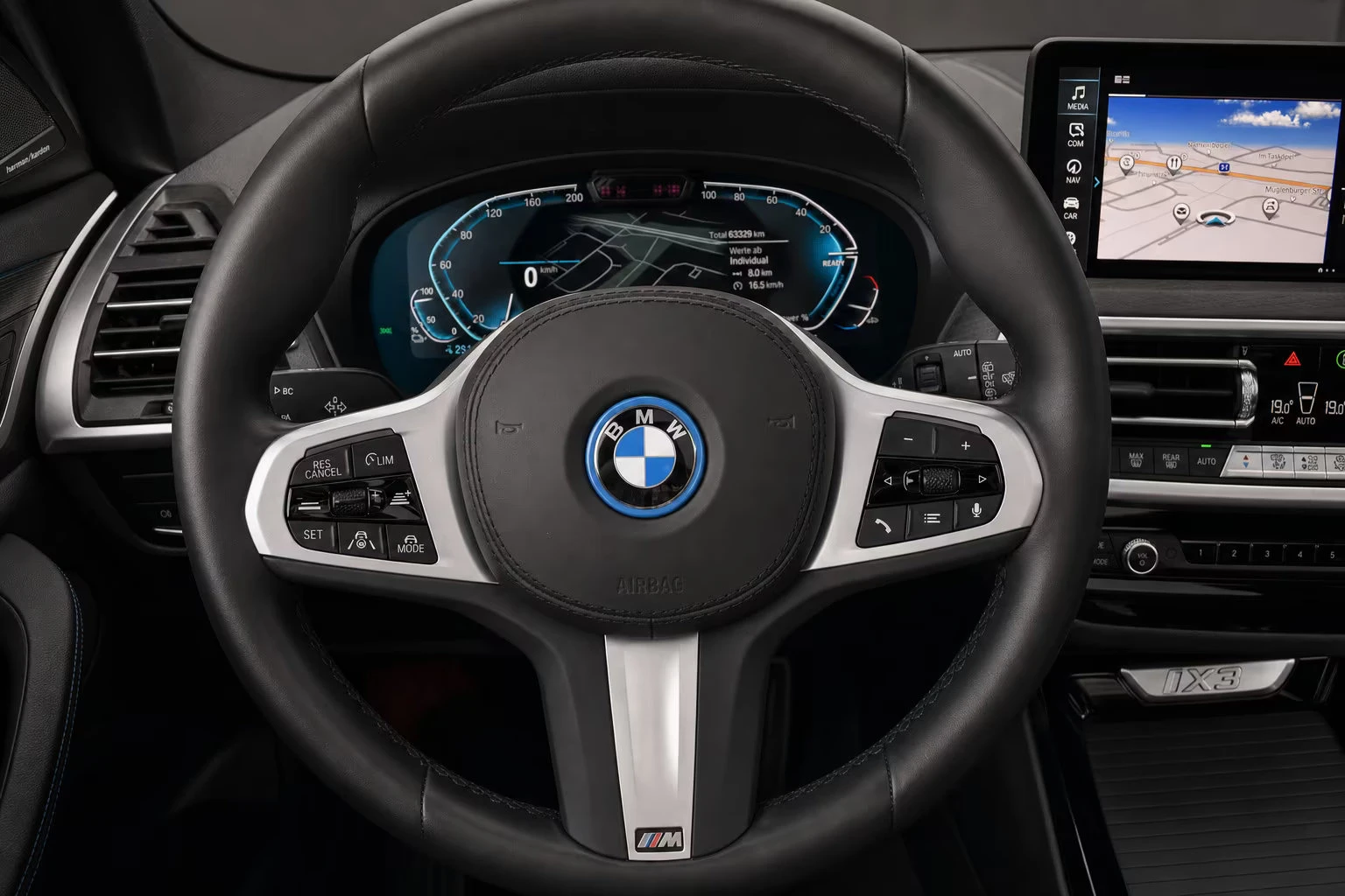 BMW iX3 M SPORT/286HP/PANO/LASER/ACC/HUD/360/530z, снимка 10 - Автомобили и джипове - 55142433