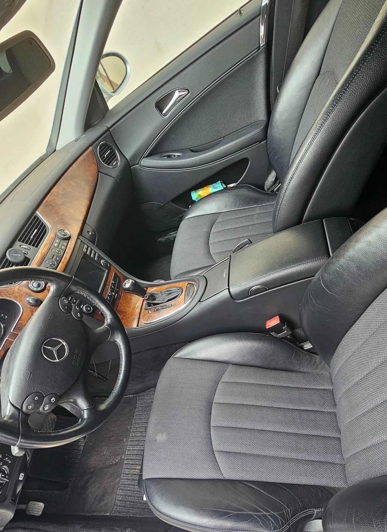 Mercedes-Benz CLS 350 Газ, снимка 13 - Автомобили и джипове - 55199490