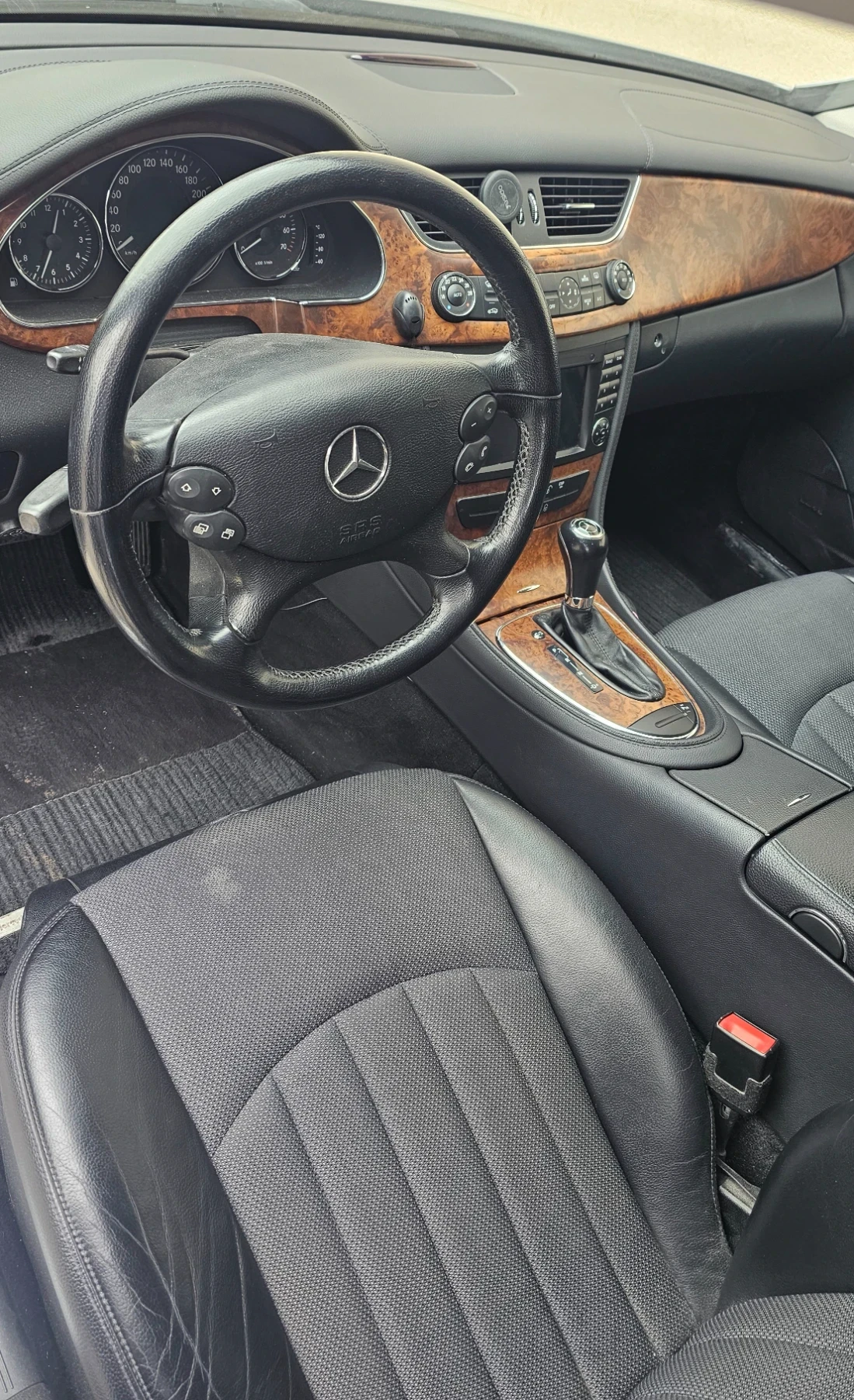 Mercedes-Benz CLS 350 Газ, снимка 9 - Автомобили и джипове - 55199490