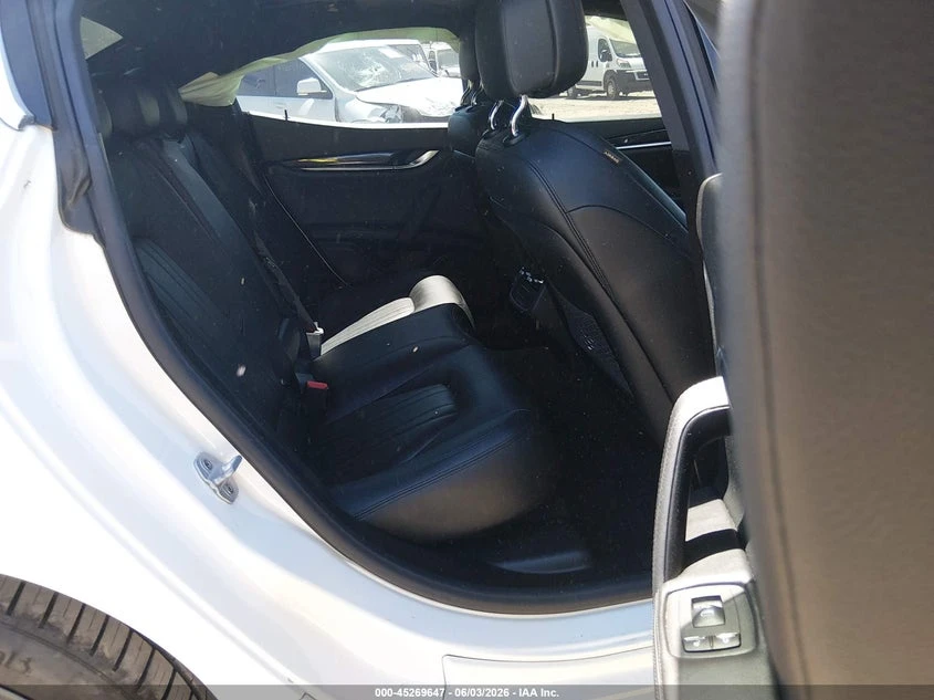 Maserati Ghibli 3.0l S Q4, снимка 8 - Автомобили и джипове - 55317754