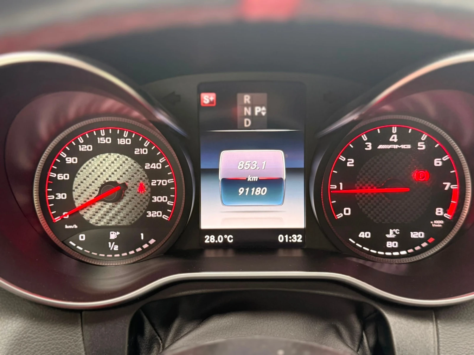 Mercedes-Benz C 63 AMG * S * АВТОКРЕДИТ БЕЗ ПЪРВОНАЧАЛНА ВНОСКА, снимка 11 - Автомобили и джипове - 55884234