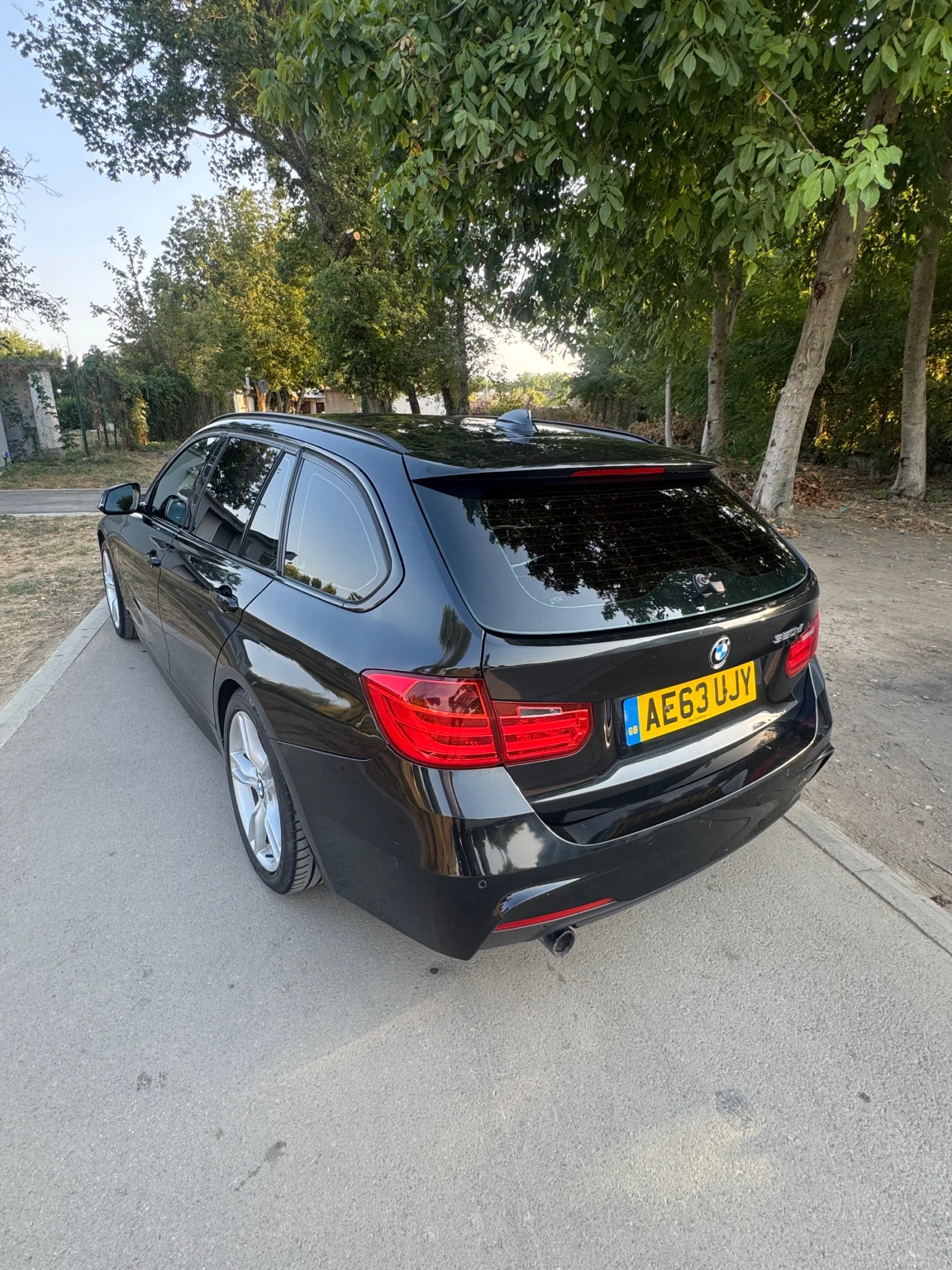 BMW 320 Mpacket Automatic, снимка 3 - Автомобили и джипове - 56023168