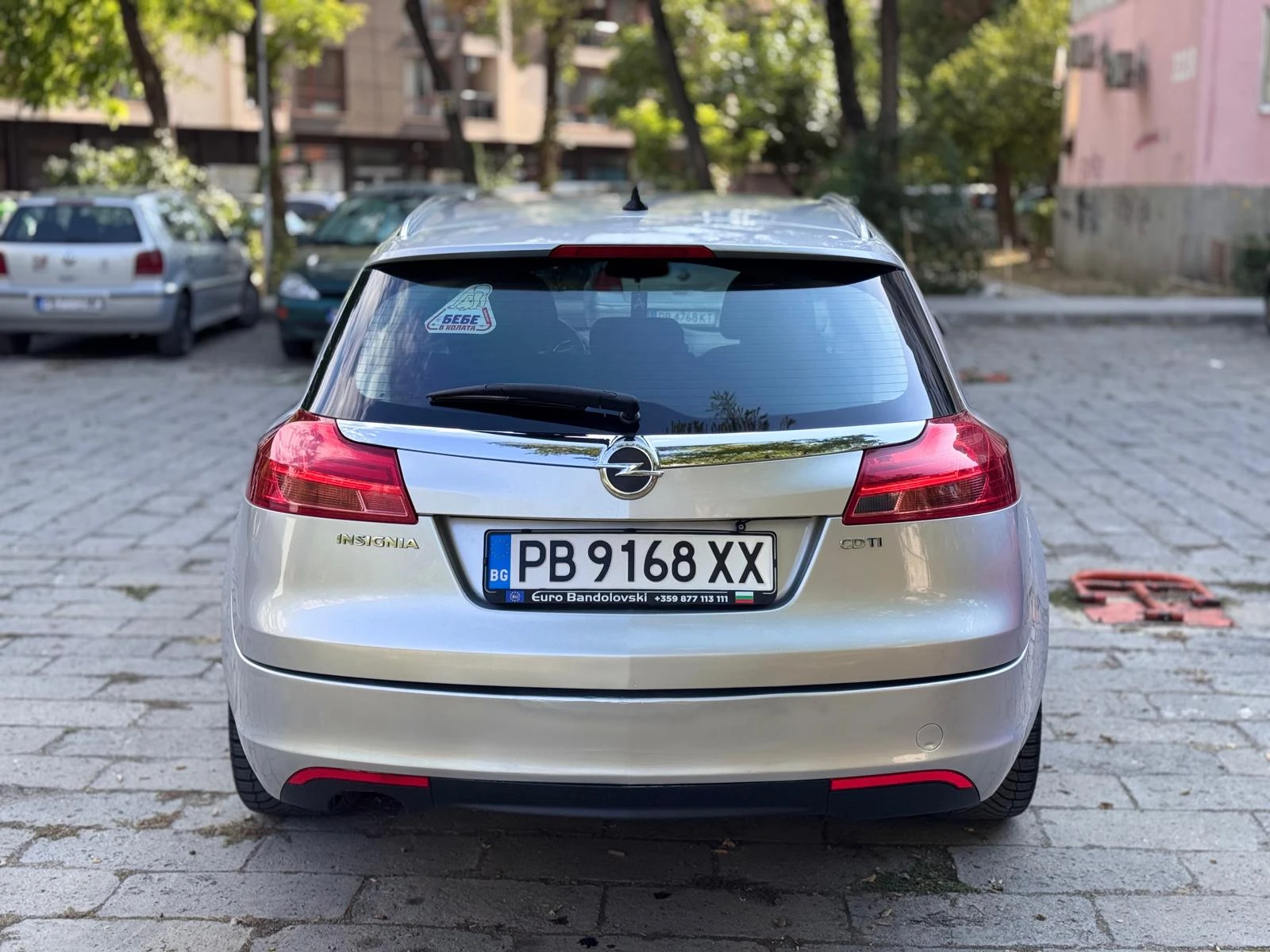 Opel Insignia, снимка 4 - Автомобили и джипове - 56040637