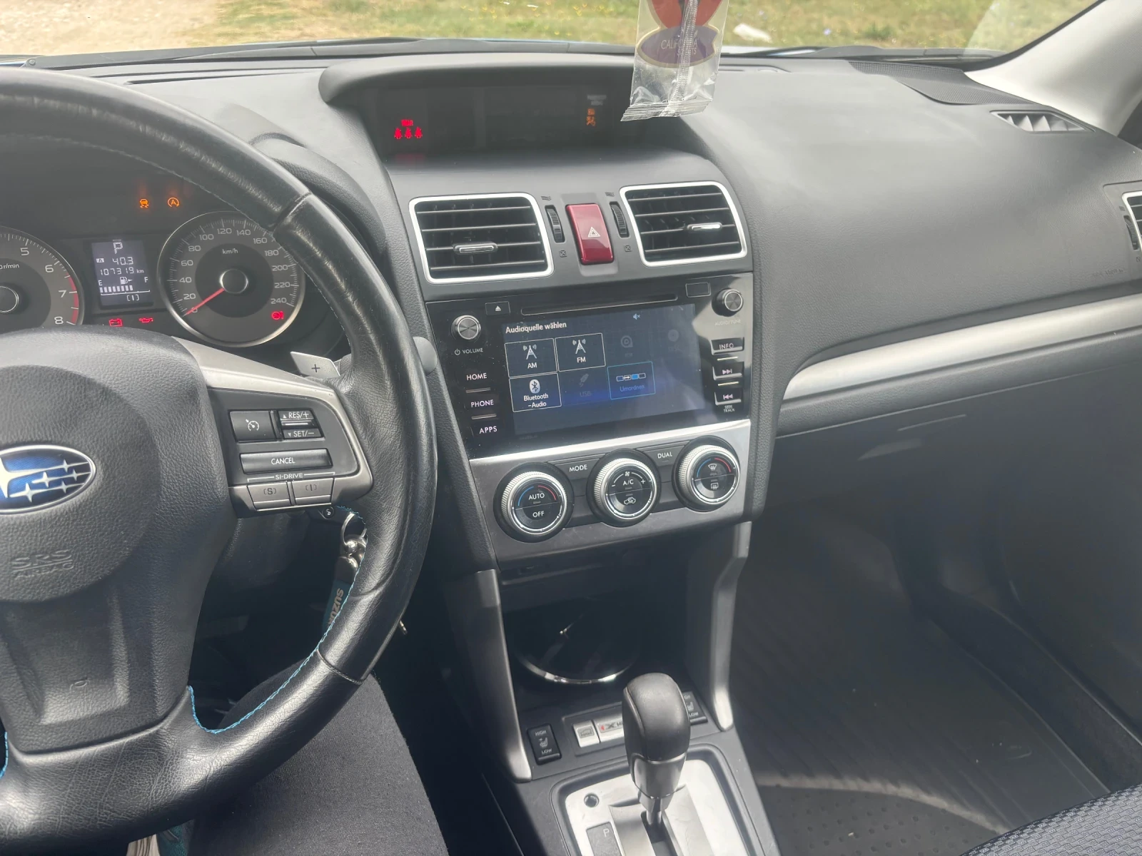 Subaru Forester 2.0, снимка 11 - Автомобили и джипове - 56402940