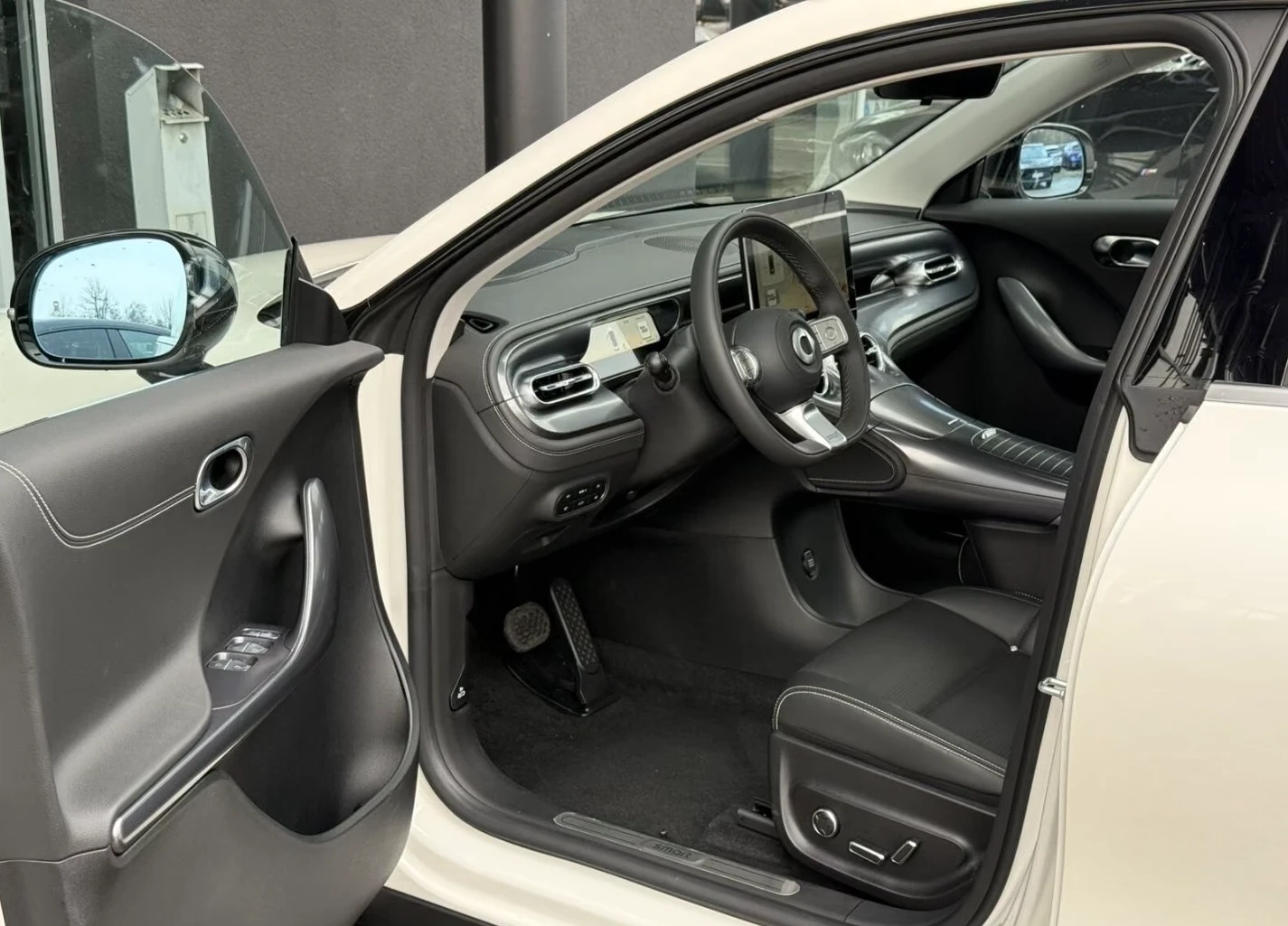 Smart #3 PRO+ * PANO* MEMORY* 360CAM* KEYLESS* , снимка 7 - Автомобили и джипове - 56488496