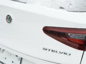 Alfa Romeo Stelvio * АвтоКредит * (ЦЕНА ДО БГ), снимка 16