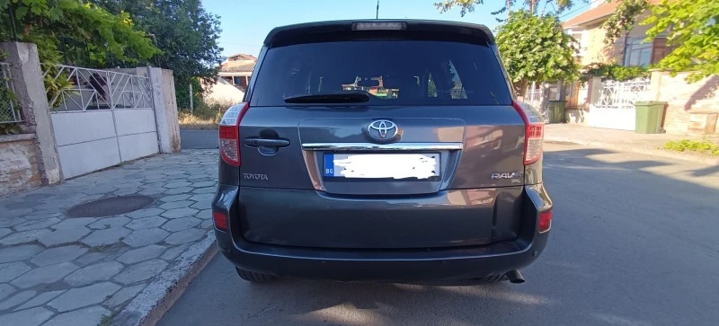 Toyota Rav4, снимка 4 - Автомобили и джипове - 47652238