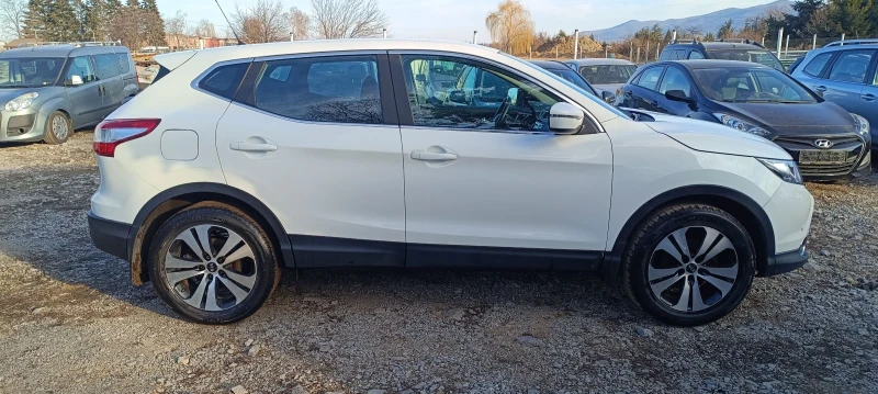 Nissan Qashqai 1.5DCI 110k.c EVRO6B, снимка 7 - Автомобили и джипове - 49109498